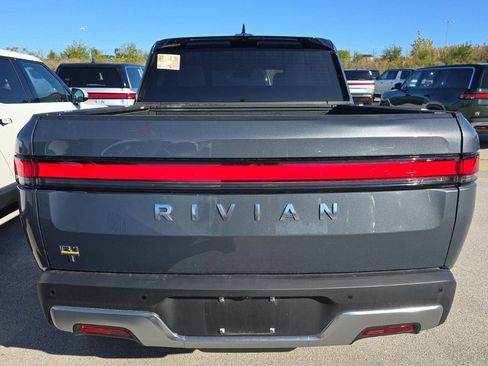 Used 2022 Rivian R1T Adventure image 5