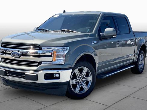 Used 2020 Ford F150 Lariat w/ Trailer Tow Package RWD image 2