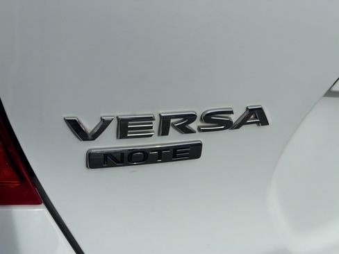 Used 2015 Nissan Versa Note SV FWD image 28