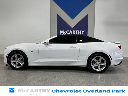 Used 2024 Chevrolet Camaro LT w/ Technology Package RWD image 17