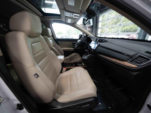 Used 2020 Honda CR-V Touring image 27