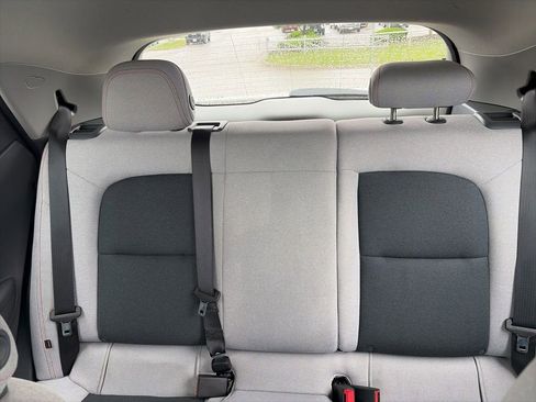 Used 2020 Chevrolet Bolt LT FWD image 20