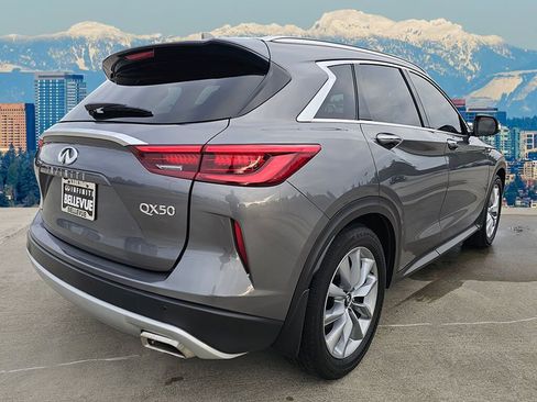 Used 2021 INFINITI QX50 Luxe image 7