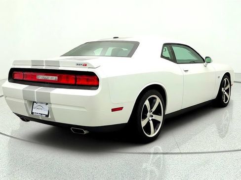 Used 2012 Dodge Challenger SRT8 RWD image 5