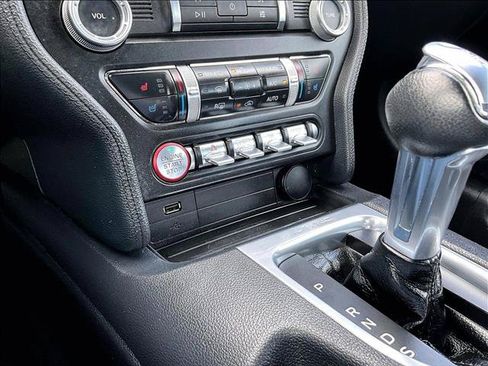 Used 2022 Ford Mustang Premium RWD image 23