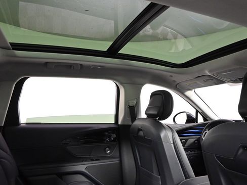 New 2026 Lincoln Nautilus Reserve image 17