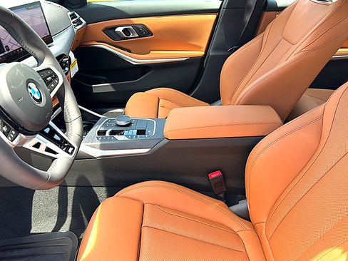 New 2026 BMW 330i Sedan w/ M Sport Package RWD image 10