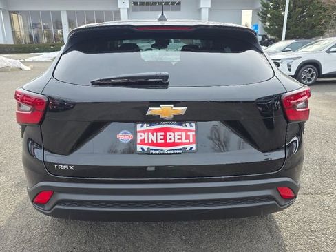 New 2026 Chevrolet Trax LS w/ LS Convenience Package image 12