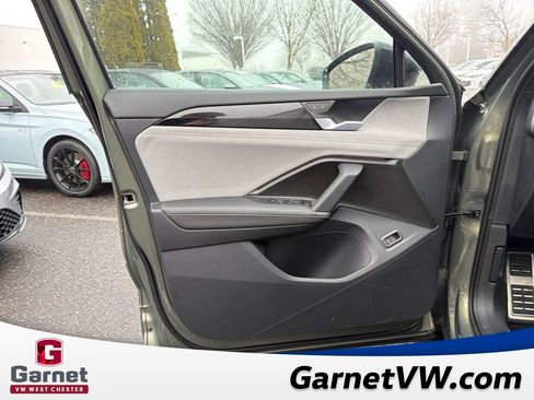 New 2026 Volkswagen Tiguan SE R-Line image 10