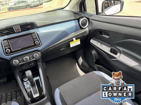 Used 2025 Nissan Versa SV w/ Trunk Package FWD image 17