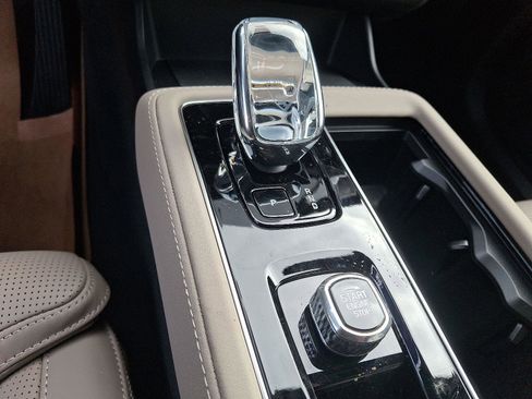 New 2026 Volvo XC90 B6 Ultra image 10