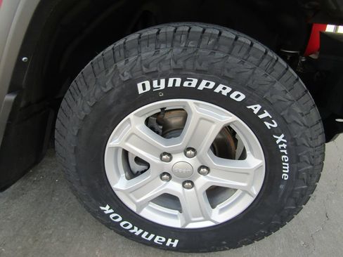 Used 2022 Jeep Wrangler Unlimited Sport AWD/4WD image 22