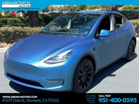 Used 2023 Tesla Model Y Long Range AWD/4WD image 1
