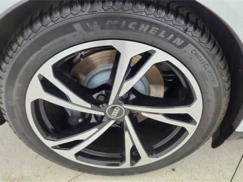 Used 2023 Audi e-tron GT Premium Plus w/ Performance Package image 51