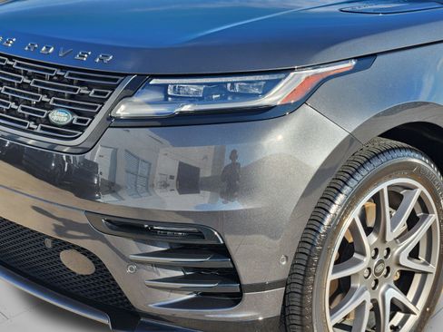 Used 2026 Land Rover Range Rover Velar Dynamic SE AWD/4WD image 32