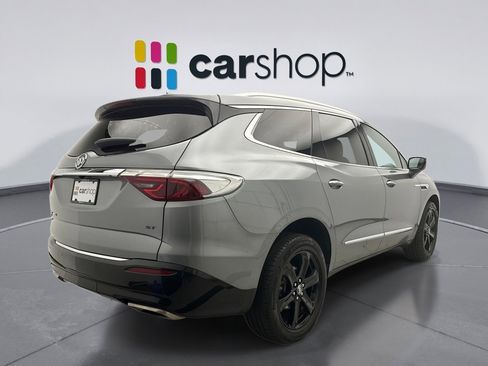Used 2023 Buick Enclave Essence w/ Experience Buick Package image 5