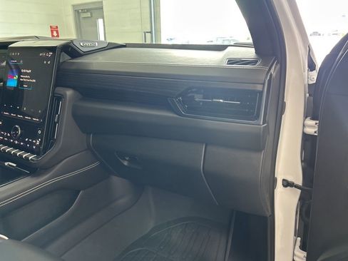 Used 2025 GMC Yukon AT4 Ultimate w/ LPO, Floor Liner Package image 29