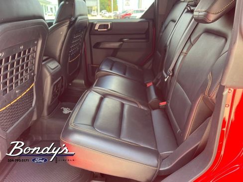 Used 2024 Ford Bronco Badlands AWD/4WD image 11