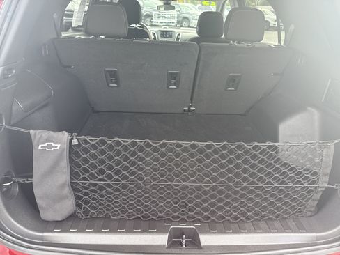 Used 2023 Chevrolet Equinox LT image 37