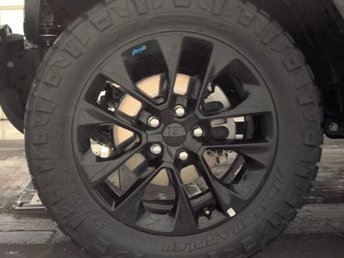 Used 2022 Jeep Wrangler Unlimited Sahara w/ Cold Weather Group image 5