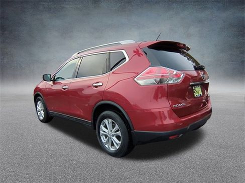 Used 2016 Nissan Rogue SV image 7