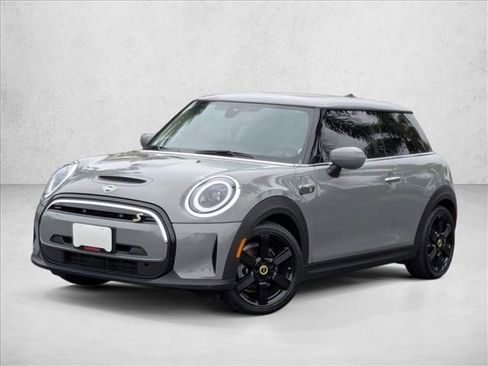 Used 2023 MINI Cooper SE image 1