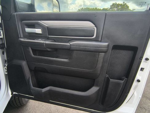 Used 2019 RAM 2500 Tradesman image 21