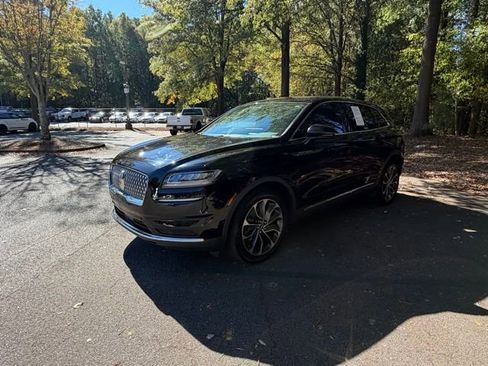 Used 2022 Lincoln Nautilus Reserve w/ Equipment Group 201A image 3