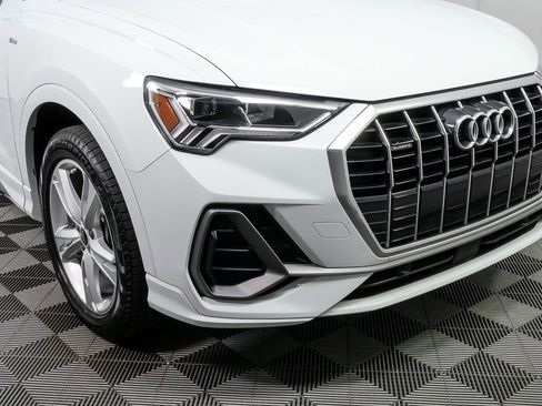 Used 2023 Audi Q3 2.0T Premium w/ Convenience Package image 36