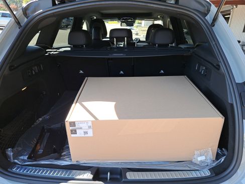 New 2026 Mercedes-Benz GLC 300 image 14