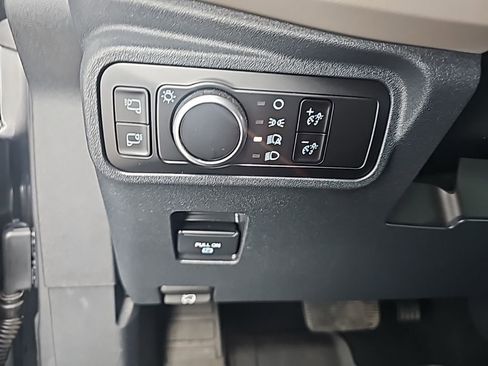 Used 2024 Ford Bronco Wildtrak image 21