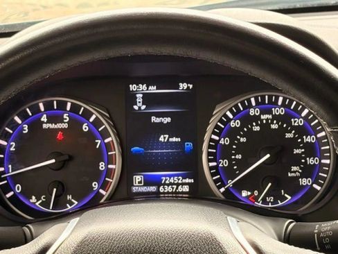 Used 2018 INFINITI Q60 3.0t Luxe w/ Sensory Package 3.0T Luxe AWD/4WD image 31