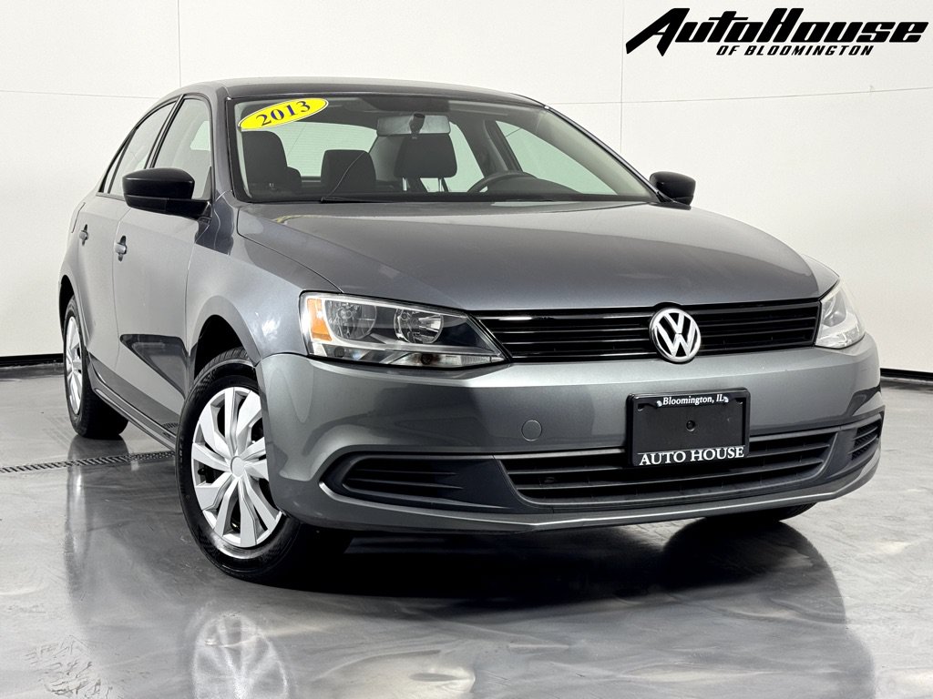 Used 2013 Volkswagen Jetta Sedan FWD image 1