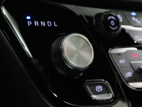 New 2026 Chrysler Pacifica Select image 28