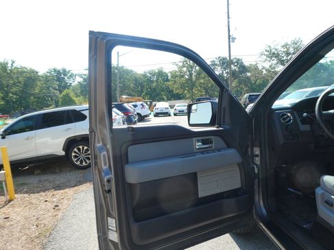 Used 2011 Ford F150 XLT w/ XLT Convenience Pkg RWD image 11