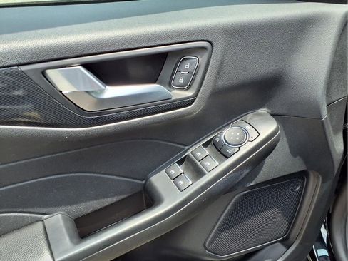 Used 2025 Ford Escape ST-Line FWD image 22