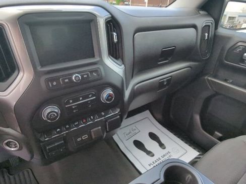 Used 2024 Chevrolet Silverado 1500 Custom Trail Boss AWD/4WD image 28