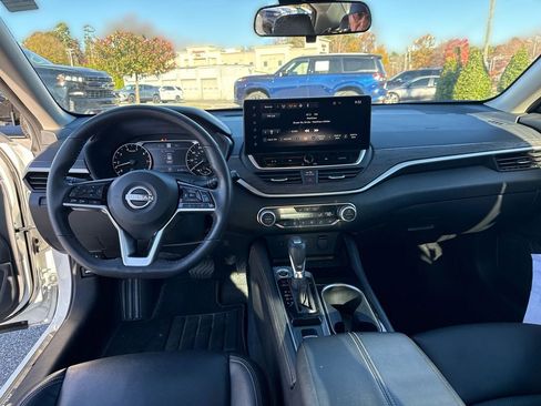 Used 2024 Nissan Altima 2.5 SL image 8