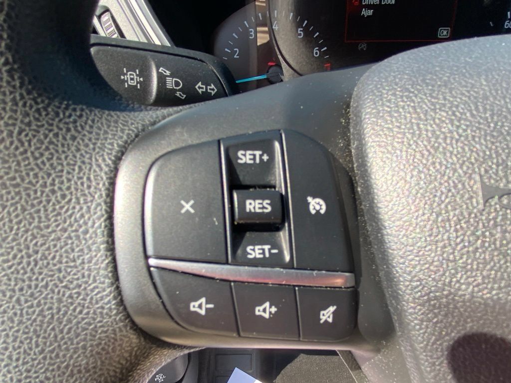 Used 2021 Ford Escape SE FWD image 25