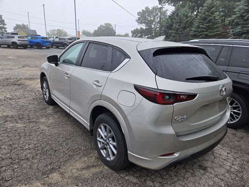 Used 2025 MAZDA CX-5 AWD 2.5 S w/ Preferred Package image 4