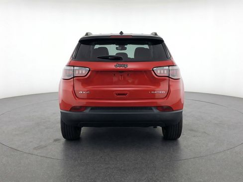 Used 2025 Jeep Compass Trailhawk AWD/4WD image 7