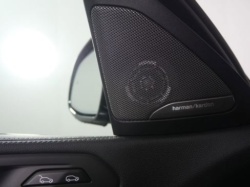 Used 2020 BMW X6 M50i w/ Premium Package image 9