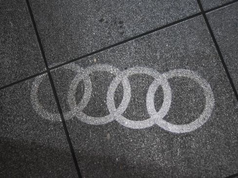 Used 2022 Audi Q8 Premium AWD/4WD image 18