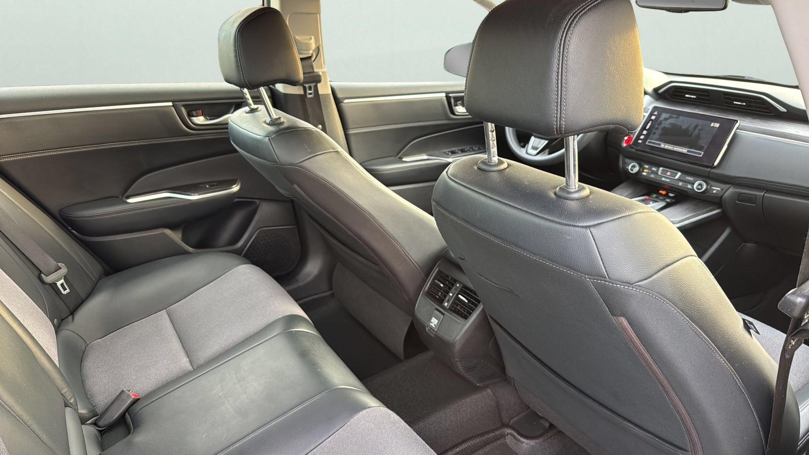 Used 2018 Honda Clarity Plug-In Hybrid image 26