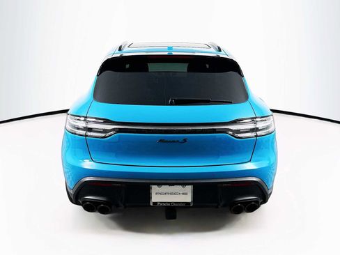 Certified 2022 Porsche Macan S AWD/4WD image 10