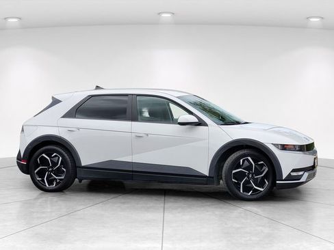 Certified 2024 Hyundai Ioniq 5 SEL RWD image 8