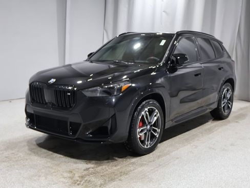 Used 2025 BMW X1 M35i w/ Premium Package image 7