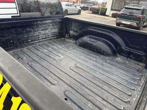 Used 2015 RAM 1500 Laramie w/ Convenience Group image 18