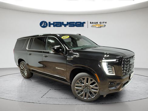 Used 2026 GMC Yukon XL Denali Ultimate w/ LPO, Get Active Package AWD/4WD image 1