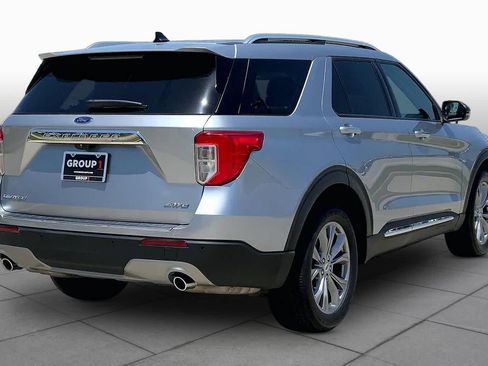 Used 2023 Ford Explorer Limited w/ Equipment Group 301A AWD/4WD image 13
